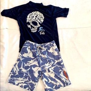 Boys Size 6-8 GAP 2-Piece Swim Bundle